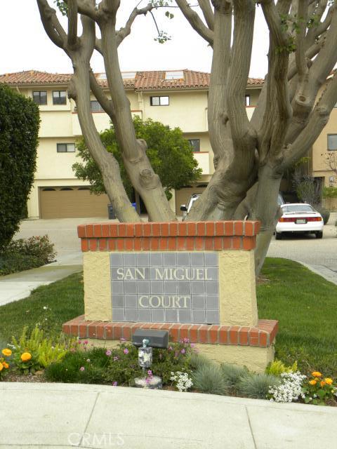 4 San Miguel Court, Manhattan Beach, California 90266, 2 Bedrooms Bedrooms, ,3 BathroomsBathrooms,Residential,Sold,San Miguel,SB13010708