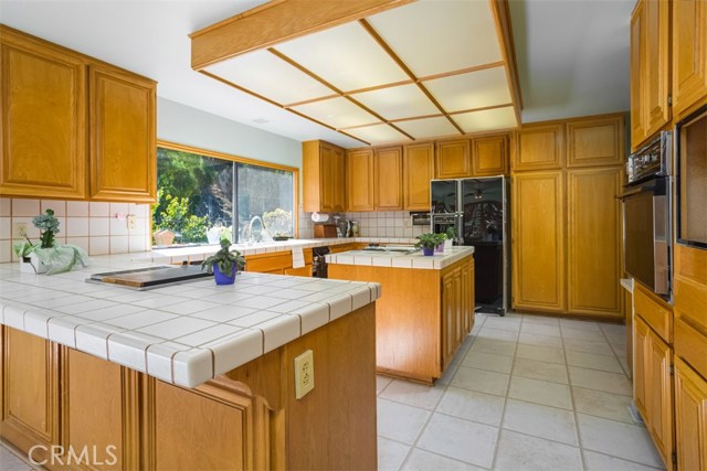 5354 Valley View Road, Rancho Palos Verdes, California 90275, 4 Bedrooms Bedrooms, ,4 BathroomsBathrooms,Residential,Sold,Valley View,DW19252795