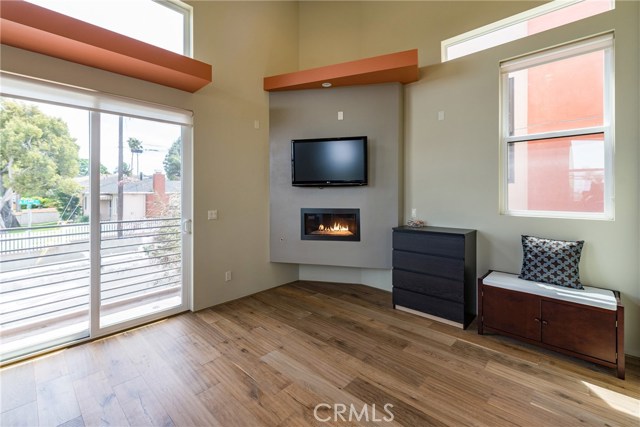 1617 Clark Lane, Redondo Beach, California 90278, 4 Bedrooms Bedrooms, ,3 BathroomsBathrooms,Residential,Sold,Clark,PV17083277