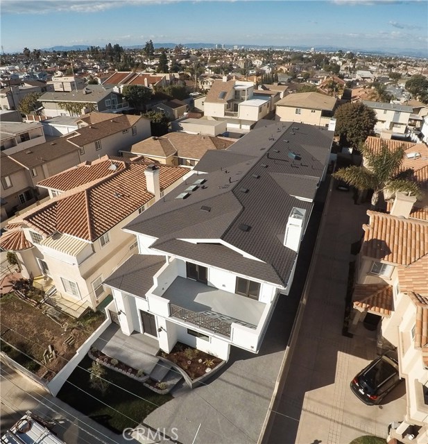 2309 Clark Lane, Redondo Beach, California 90278, 4 Bedrooms Bedrooms, ,2 BathroomsBathrooms,Residential,Sold,Clark,SB18033633