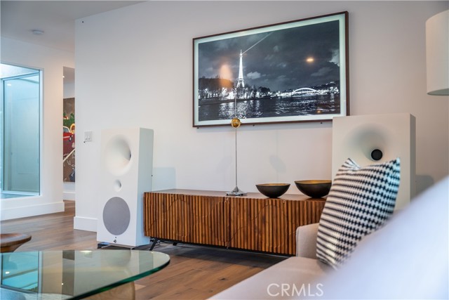 22c4659a 0a3e 4cb4 A736 E4c26010e54b