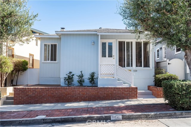420 3rd Street, Manhattan Beach, California 90266, 2 Bedrooms Bedrooms, ,2 BathroomsBathrooms,Residential,Sold,3rd,SB19171660