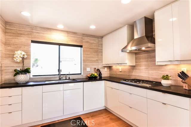 801 Bard Street, Hermosa Beach, California 90254, 3 Bedrooms Bedrooms, ,1 BathroomBathrooms,Residential,Sold,Bard,SB18192292