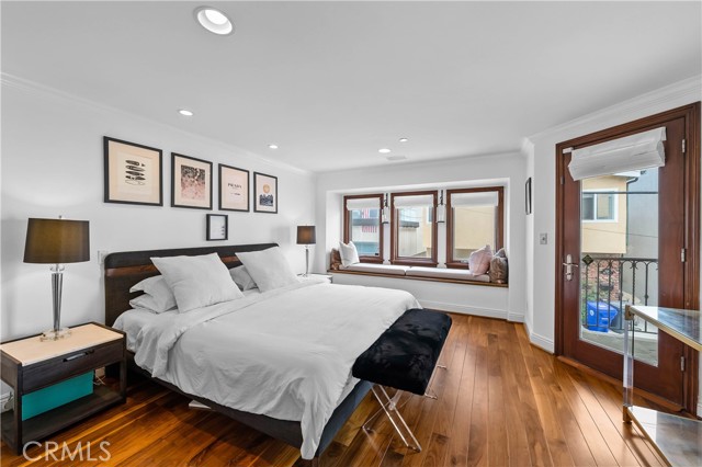 333 21st Place, Manhattan Beach, California 90266, 3 Bedrooms Bedrooms, ,3 BathroomsBathrooms,Residential,Sold,21st,SB21154619