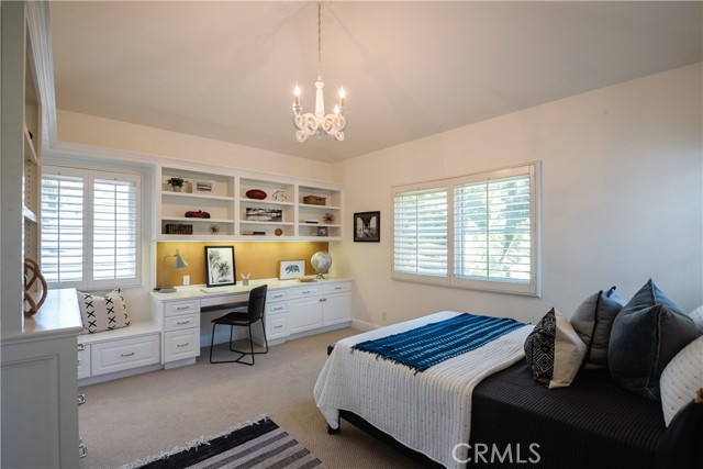 587 26th Street, Manhattan Beach, California 90266, 4 Bedrooms Bedrooms, ,3 BathroomsBathrooms,Residential,Sold,26th,SB21063366