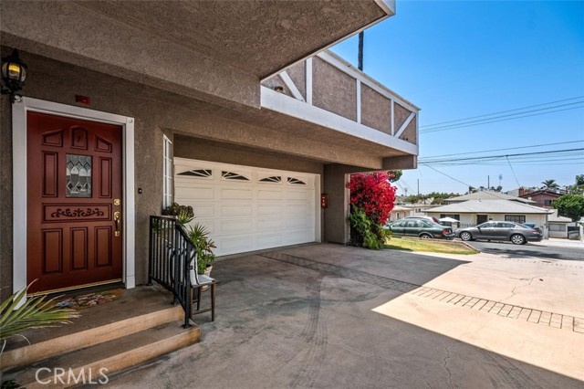 2110 Rockefeller Lane, Redondo Beach, California 90278, 3 Bedrooms Bedrooms, ,2 BathroomsBathrooms,Residential,Sold,Rockefeller,SB21129778