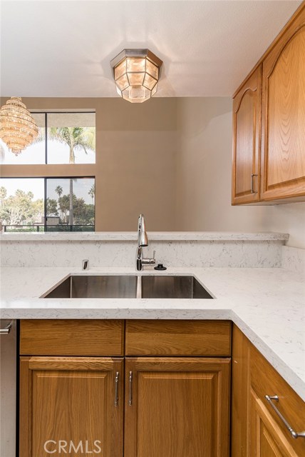 420 Esplanade, Redondo Beach, California 90277, 3 Bedrooms Bedrooms, ,2 BathroomsBathrooms,Residential,Sold,Esplanade,SB17257149