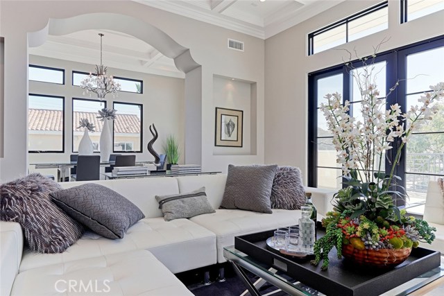 404 Lucia, Redondo Beach, California 90277, 4 Bedrooms Bedrooms, ,3 BathroomsBathrooms,Residential,Sold,Lucia,SB17221767