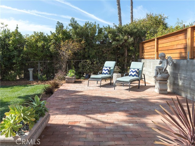 707 Redondo Ave, Manhattan Beach, California 90266, 4 Bedrooms Bedrooms, ,2 BathroomsBathrooms,Residential,Sold,Redondo Ave,SB20032666