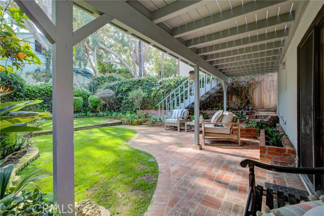 436 1st Street, Manhattan Beach, California 90266, 4 Bedrooms Bedrooms, ,2 BathroomsBathrooms,Residential,Sold,1st,SB20048897