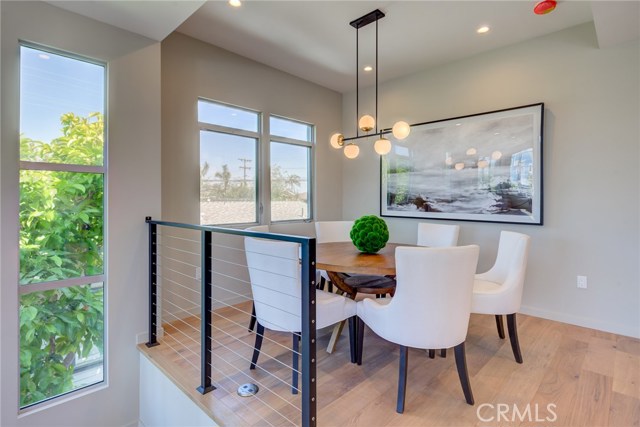 102 Prospect Avenue, Redondo Beach, California 90277, 3 Bedrooms Bedrooms, ,1 BathroomBathrooms,Residential,Sold,Prospect,SB19223229