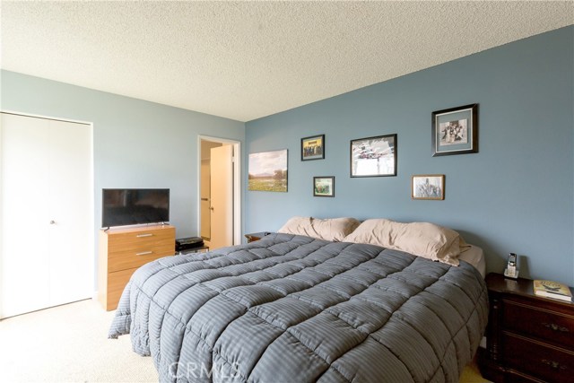 650 The Village, Redondo Beach, California 90277, 2 Bedrooms Bedrooms, ,2 BathroomsBathrooms,Residential,Sold,The Village,SB17108266