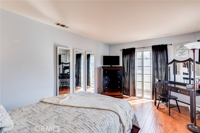 121 Helberta Avenue, Redondo Beach, California 90277, 3 Bedrooms Bedrooms, ,2 BathroomsBathrooms,Residential,Sold,Helberta,SB18224555