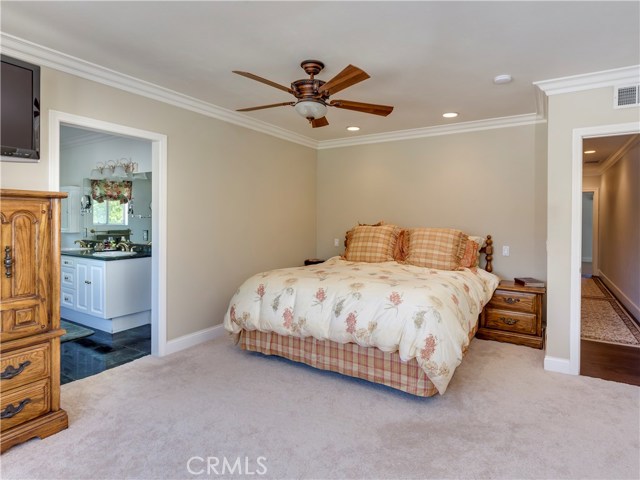1811 Santa Rena Drive, Rancho Palos Verdes, California 90275, 4 Bedrooms Bedrooms, ,3 BathroomsBathrooms,Residential,Sold,Santa Rena,PV17155978
