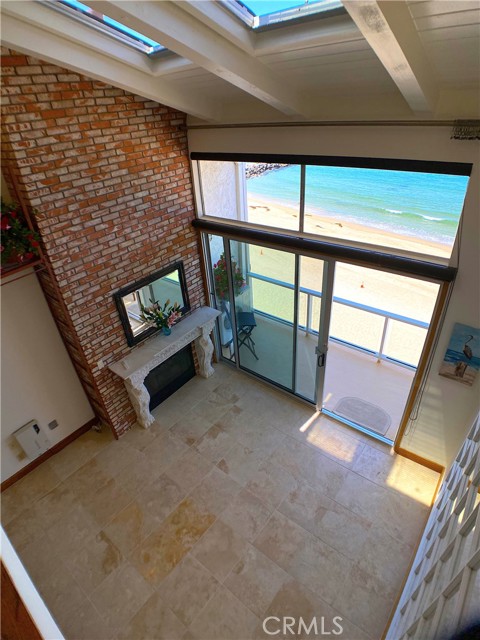 615 Esplanade, Redondo Beach, California 90277, 2 Bedrooms Bedrooms, ,1 BathroomBathrooms,Residential,Sold,Esplanade,SB21099593