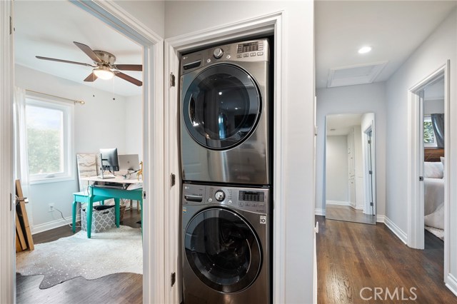 610 Inglewood Ave, Redondo Beach, California 90278, 3 Bedrooms Bedrooms, ,1 BathroomBathrooms,Residential,Sold,Inglewood Ave,SB20256411