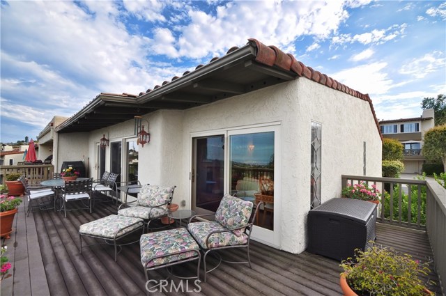 57 Cypress Way, Rolling Hills Estates, California 90274, 3 Bedrooms Bedrooms, ,3 BathroomsBathrooms,Residential,Sold,Cypress,PV17173124