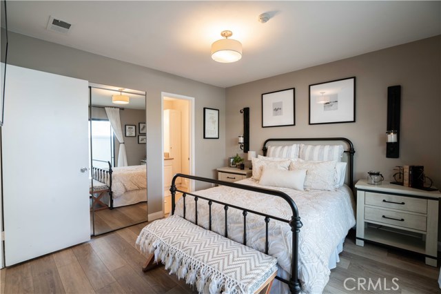 222 Irena Avenue, Redondo Beach, California 90277, 2 Bedrooms Bedrooms, ,2 BathroomsBathrooms,Residential,Sold,Irena,WS20097844