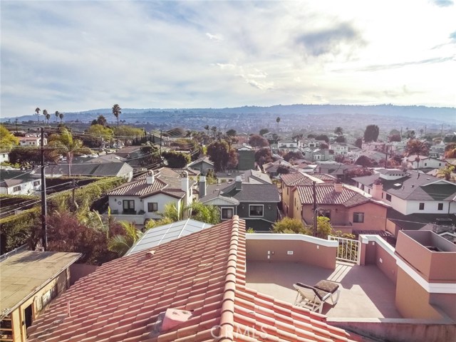 1032 Avenue A, Redondo Beach, California 90277, 5 Bedrooms Bedrooms, ,4 BathroomsBathrooms,Residential,Sold,Avenue A,PV20256766