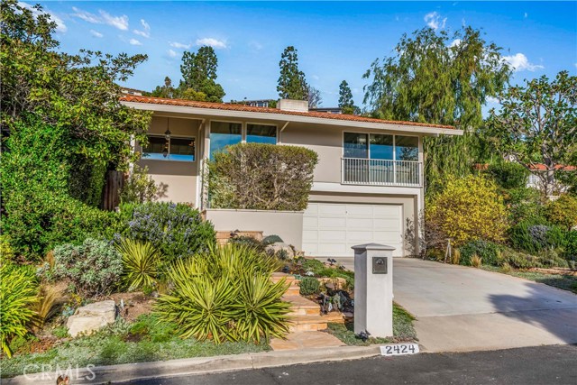 2424 Via Carrillo, Palos Verdes Estates, California 90274, 4 Bedrooms Bedrooms, ,2 BathroomsBathrooms,Residential,Sold,Via Carrillo,PV19020019