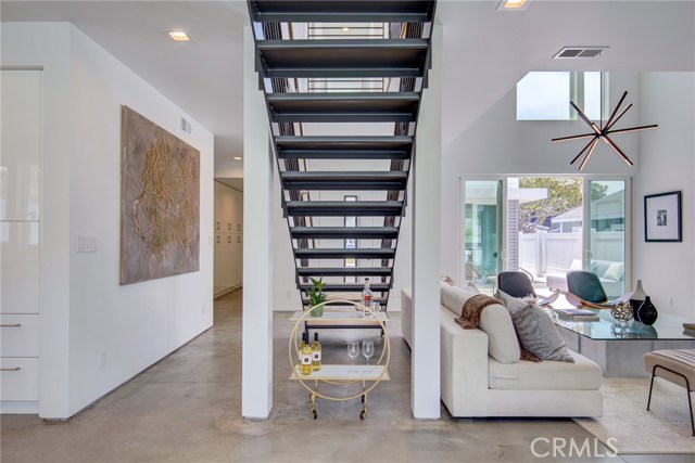 2613 Alvord Lane, Redondo Beach, California 90278, 5 Bedrooms Bedrooms, ,4 BathroomsBathrooms,Residential,Sold,Alvord,PV19190354