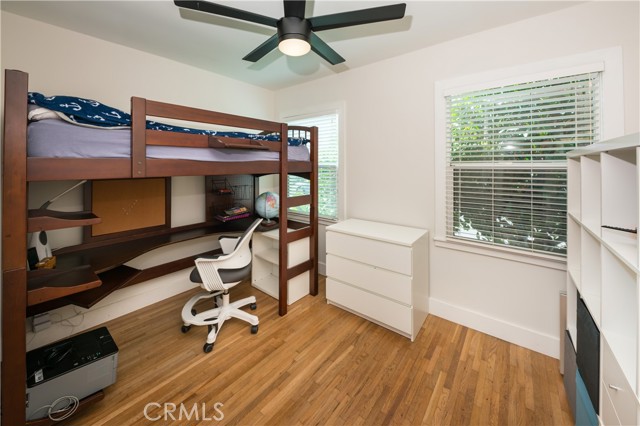 1829 Oak Avenue, Manhattan Beach, California 90266, 3 Bedrooms Bedrooms, ,2 BathroomsBathrooms,Residential,Sold,Oak,SB21146296