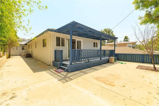 3213 Pine Avenue, Manhattan Beach, California 90266, 3 Bedrooms Bedrooms, ,1 BathroomBathrooms,Residential,Sold,Pine,SB18191992