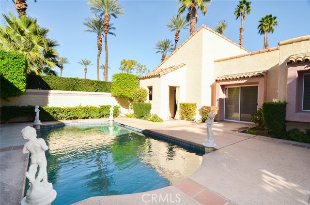 rio-del-sol-condo-community-in-cathedral-city-condos-town-homes