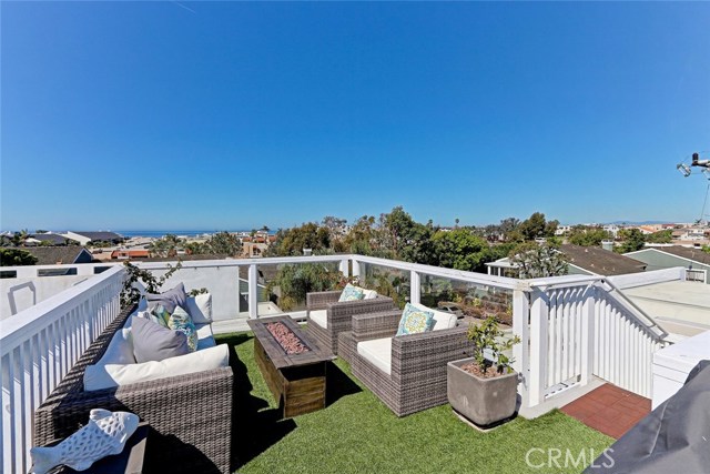 Rooftop deck with fantastic ocean views.