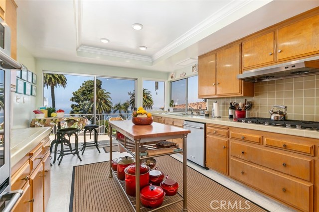 849 Rincon Lane, Palos Verdes Estates, California 90274, 3 Bedrooms Bedrooms, ,2 BathroomsBathrooms,Residential,Sold,Rincon,PV21117002