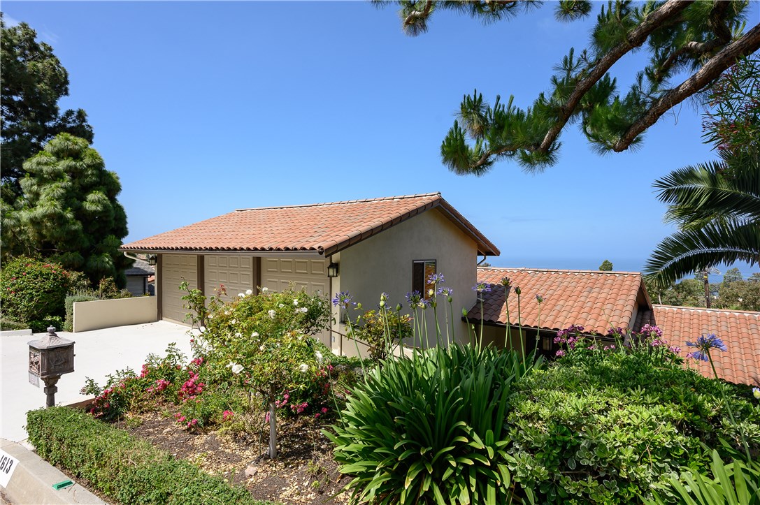 1613 Via Zurita, Palos Verdes Estates, California 90274, 4 Bedrooms Bedrooms, ,1 BathroomBathrooms,Residential,Sold,Via Zurita,SB20225458