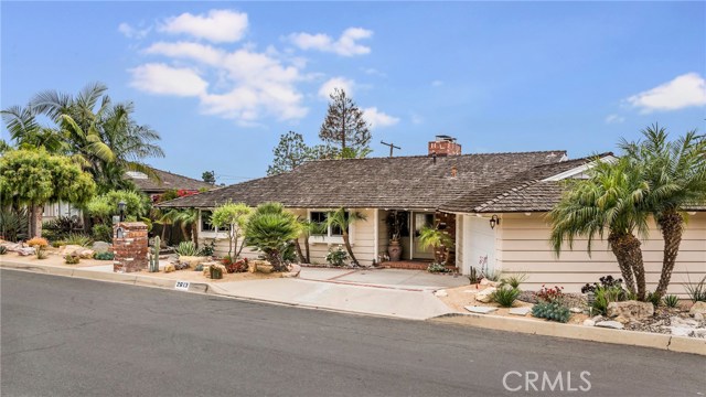 2613 Via Carrillo, Palos Verdes Estates, California 90274, 4 Bedrooms Bedrooms, ,1 BathroomBathrooms,Residential,Sold,Via Carrillo,PV18151623