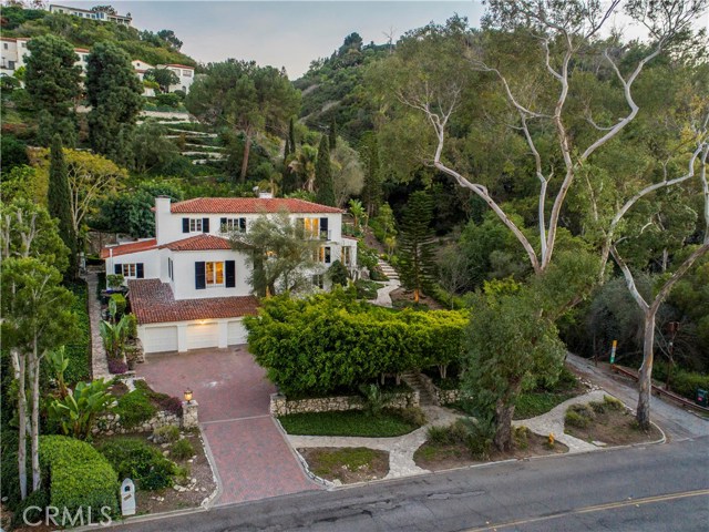 2800 Via Campesina, Palos Verdes Estates, California 90274, 6 Bedrooms Bedrooms, ,6 BathroomsBathrooms,Residential,Sold,Via Campesina,PV18057649