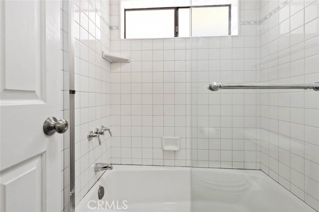 111 Guadalupe Avenue, Redondo Beach, California 90277, 4 Bedrooms Bedrooms, ,2 BathroomsBathrooms,Residential,Sold,Guadalupe,SB20121058