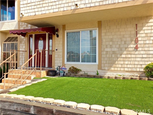 1104 Harkness Lane, Redondo Beach, California 90278, 3 Bedrooms Bedrooms, ,2 BathroomsBathrooms,Residential,Sold,Harkness,PW18238945