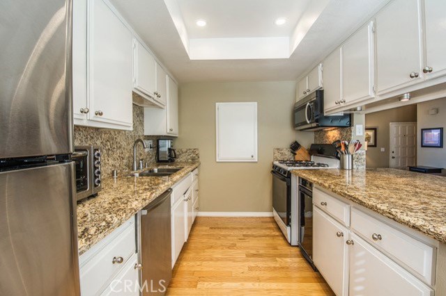 2510 Voorhees Avenue, Redondo Beach, California 90278, 2 Bedrooms Bedrooms, ,1 BathroomBathrooms,Residential,Sold,Voorhees,SB17155991