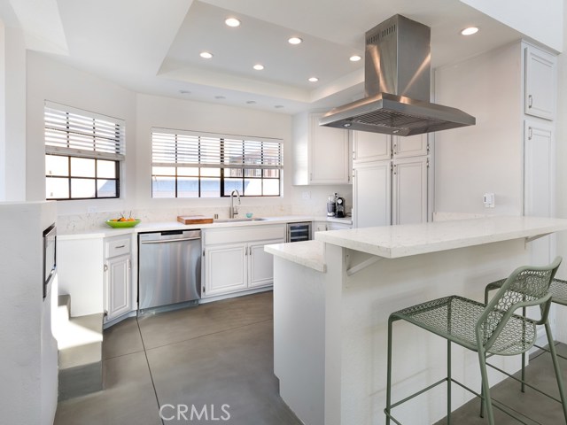2021 Carnegie Lane, Redondo Beach, California 90278, 3 Bedrooms Bedrooms, ,2 BathroomsBathrooms,Residential,Sold,Carnegie,SB19152326