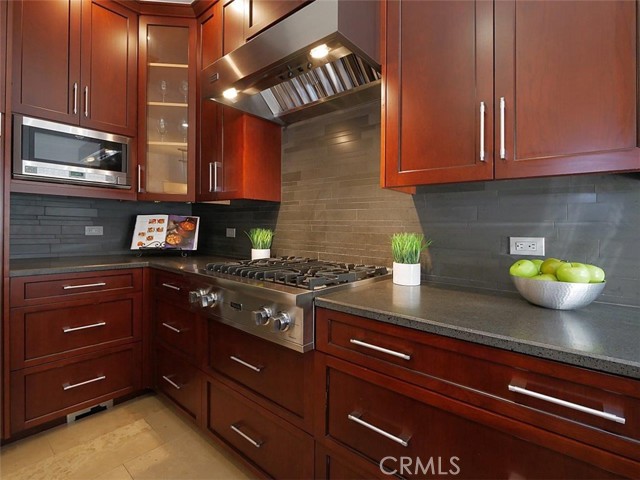 1 Hillcrest Meadows, Rolling Hills Estates, California 90274, 3 Bedrooms Bedrooms, ,2 BathroomsBathrooms,Residential,Sold,Hillcrest Meadows,PV21121246