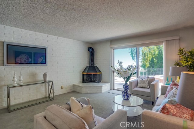 16 Deerhill Drive, Rolling Hills Estates, California 90274, 4 Bedrooms Bedrooms, ,3 BathroomsBathrooms,Residential,Sold,Deerhill,PV21103013