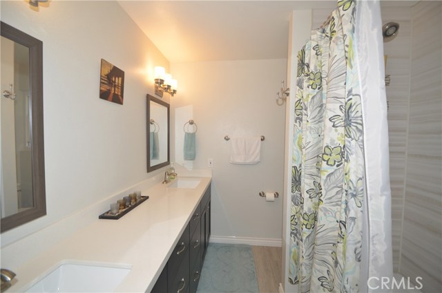 2418 Graham Avenue, Redondo Beach, California 90278, 2 Bedrooms Bedrooms, ,1 BathroomBathrooms,Residential,Sold,Graham,SB17265154