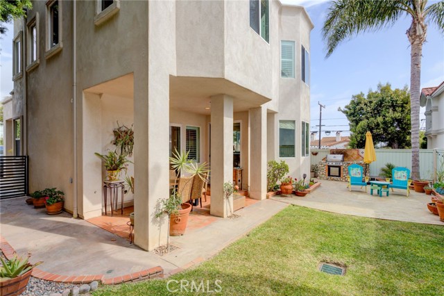 1303 Rindge Lane, Redondo Beach, California 90278, 4 Bedrooms Bedrooms, ,3 BathroomsBathrooms,Residential,Sold,Rindge,SB21073831