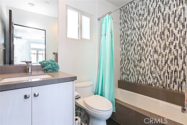 1707 Reed Street, Redondo Beach, California 90278, 3 Bedrooms Bedrooms, ,3 BathroomsBathrooms,Residential,Sold,Reed,SB18199095