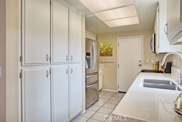 2523 Vanderbilt Lane, Redondo Beach, California 90278, 3 Bedrooms Bedrooms, ,2 BathroomsBathrooms,Residential,Sold,Vanderbilt,SB19124200