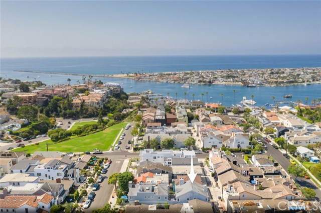 Photo of 433 Begonia Avenue, Corona del Mar, CA 92625