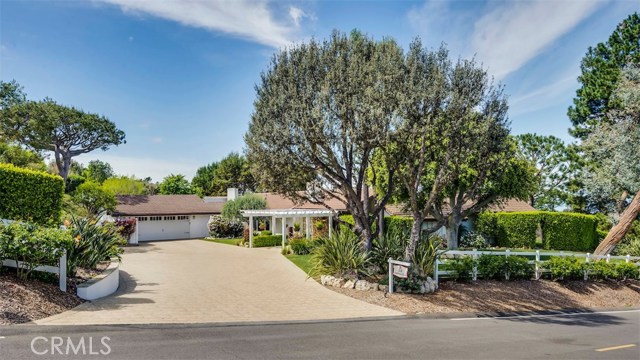 24 Caballeros Road, Rolling Hills, California 90274, 4 Bedrooms Bedrooms, ,4 BathroomsBathrooms,Residential,Sold,Caballeros,PV17076437