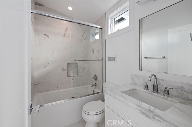 2112 Carnegie Lane, Redondo Beach, California 90278, 4 Bedrooms Bedrooms, ,4 BathroomsBathrooms,Residential,Sold,Carnegie,SB21029708