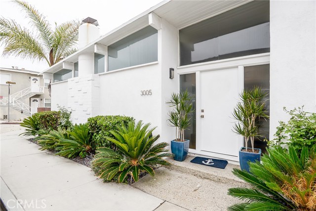 3005 Manhattan Avenue, Hermosa Beach, California 90254, 3 Bedrooms Bedrooms, ,3 BathroomsBathrooms,Residential,Sold,Manhattan,SB18091717