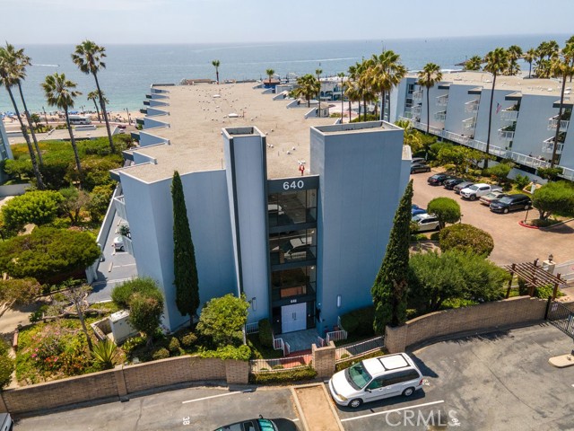 640 The Village, Redondo Beach, California 90277, 1 Bedroom Bedrooms, ,1 BathroomBathrooms,Residential,Sold,The Village,CV21150767