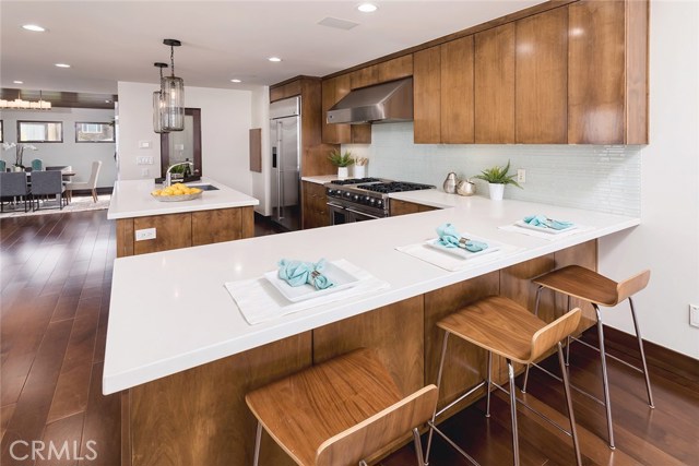 2131 Hermosa Avenue, Hermosa Beach, California 90254, 4 Bedrooms Bedrooms, ,4 BathroomsBathrooms,Residential,Sold,Hermosa,SB19016177