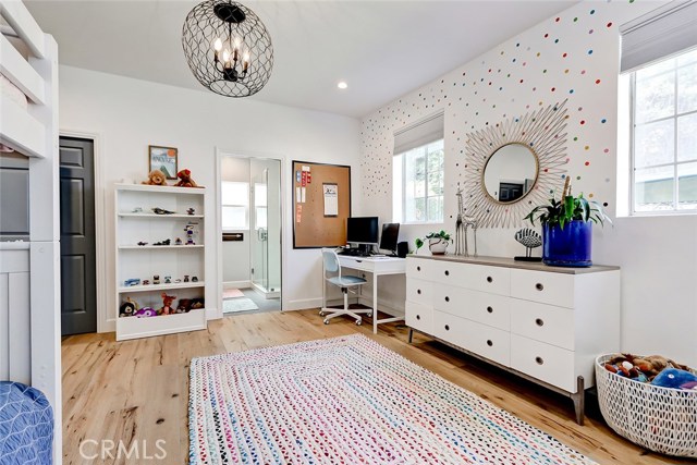 3513 Oak Avenue, Manhattan Beach, California 90266, 3 Bedrooms Bedrooms, ,1 BathroomBathrooms,Residential,Sold,Oak,SB20182757